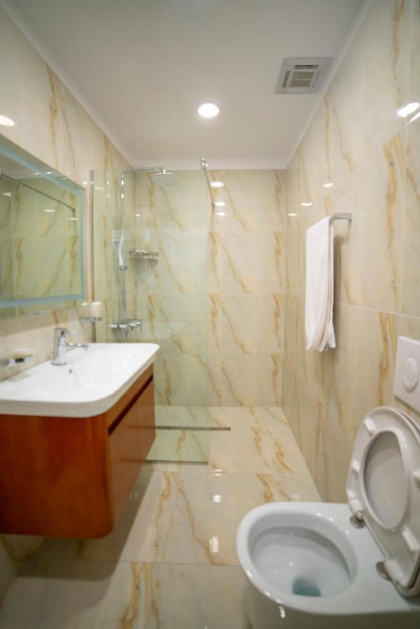 Nbt Hotel Reps Kukes Luaran gambar
